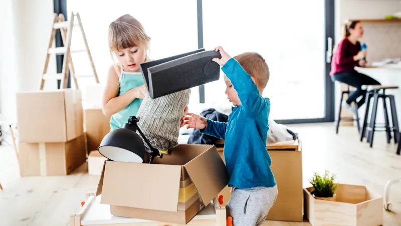 Moving to Dubai with kids? 7 Essential Tips for a Smooth Family Relocation